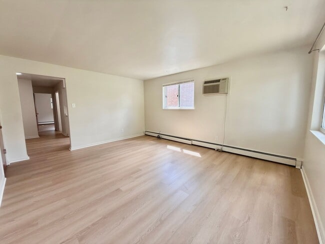 Photo - 230 South Wayne Avenue Apartment