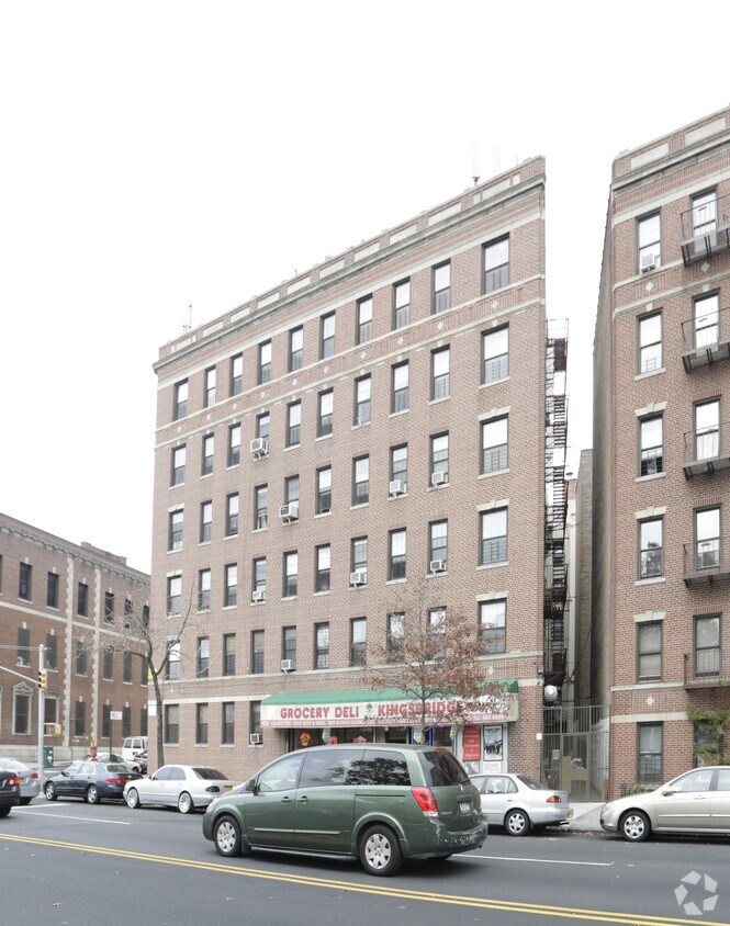Primary Photo - 245 W 230th St