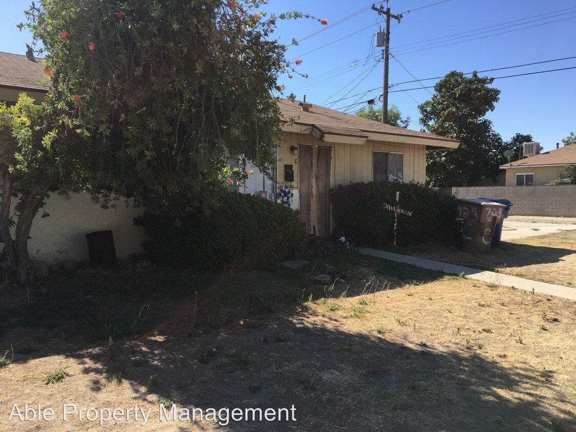 Primary Photo - 723 Lincoln Ave
