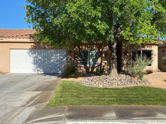 Foto del edificio - 295 S Grapevine Rd