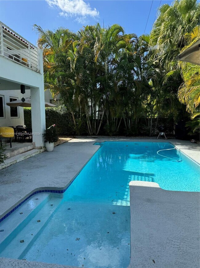 Foto del edificio - 6287 SW 39th St