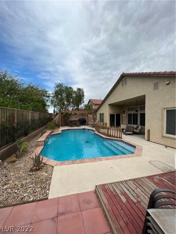 Foto del edificio - 7630 Stetson Bluff Ave