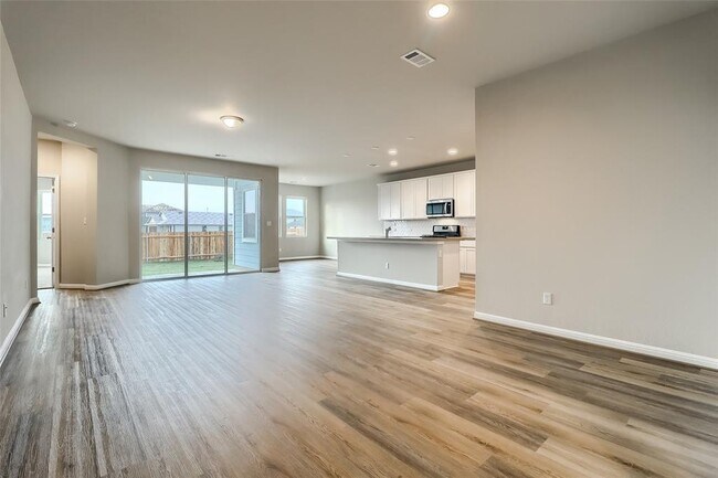 Foto del edificio - 207 Watercourse Wy