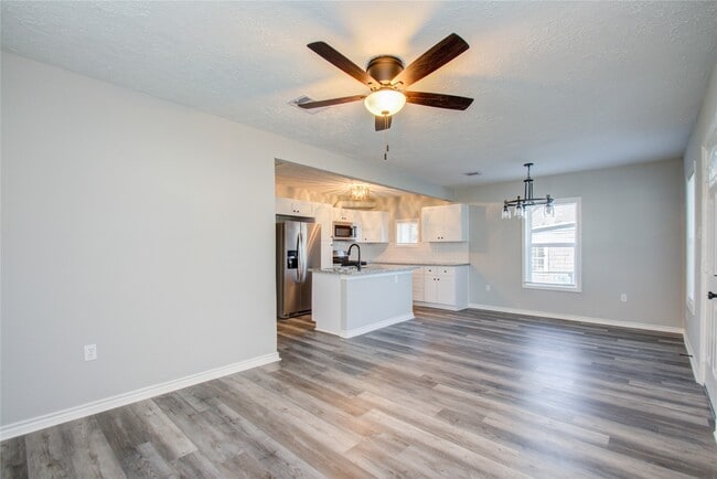 Foto del edificio - 3403 Gano St