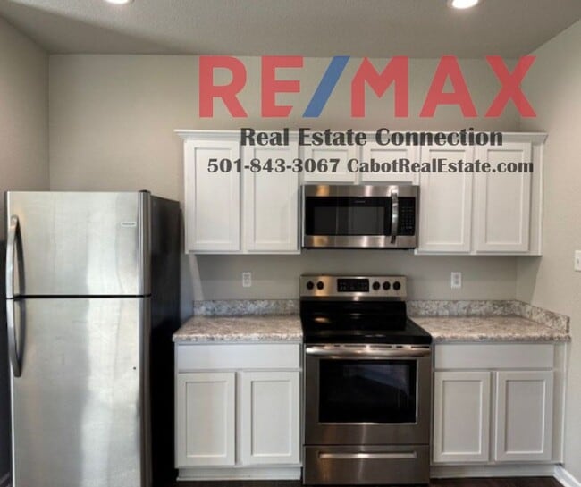 Building Photo - Sorry No Smoking and No Pets Permitted