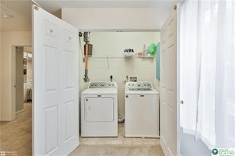 Foto del edificio - 1540 Crest Park Ct