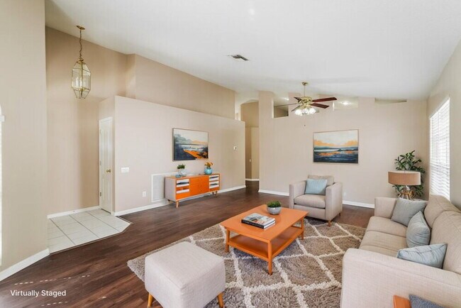 Foto del edificio - 17724 Long Rdg Rd