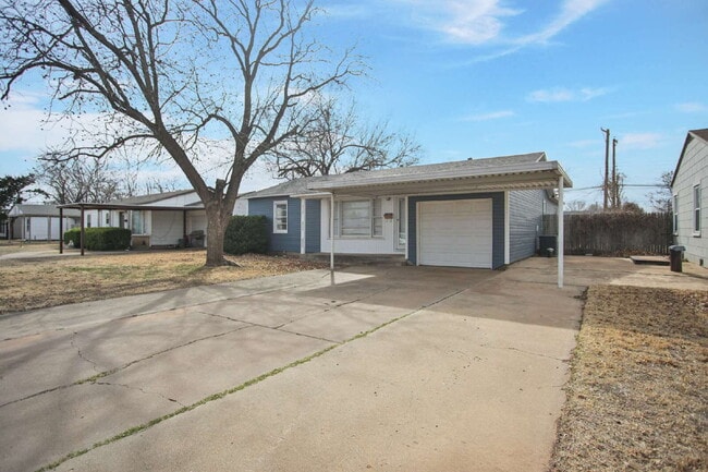 Building Photo - 4309 42nd St