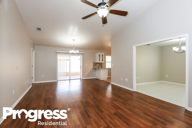 Building Photo - 213 Lookout Dr