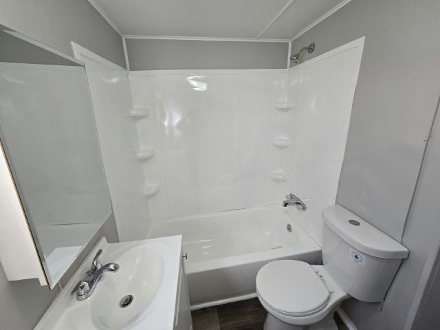 Foto del edificio - 4943 E Hillsborough Ave