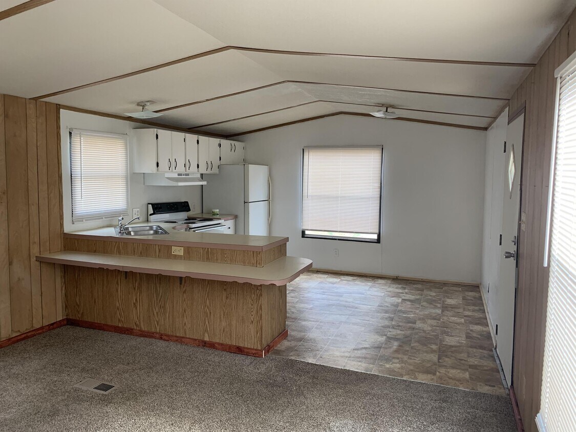 17 Grassy Park Dr, Asheville, NC 28805 House Rental in Asheville, NC