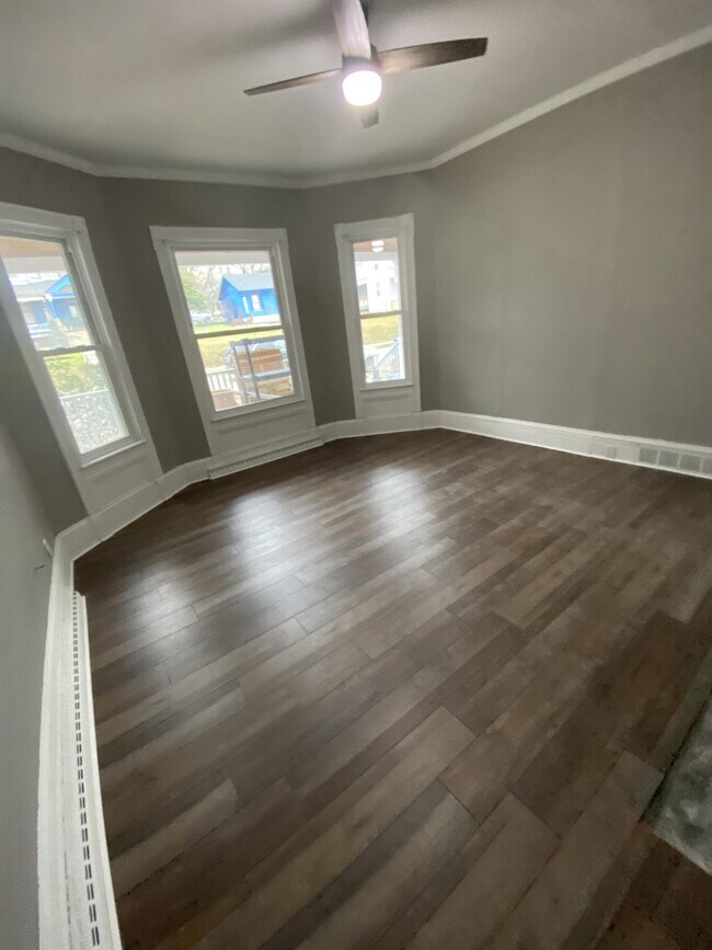 Foto del edificio - 34 S Wade Ave