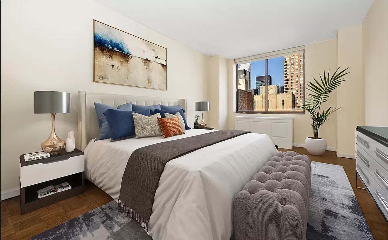Foto principal - 245 East 44th Street