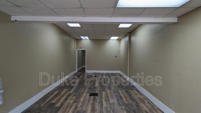 Foto del edificio - 659 Thurston Rd