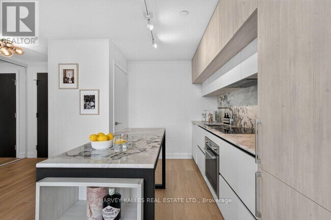Photo du bâtiment - 151 Avenue Rd