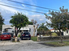 Building Photo - 2731 NW 4th St