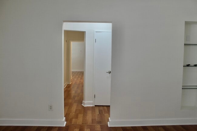 Building Photo - 44 Palermo Ave