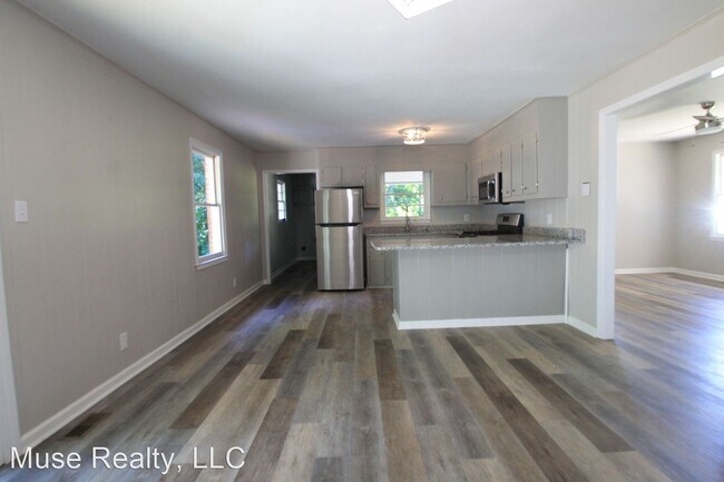Building Photo - 3 br, 1 bath House - 1535 Glasscock Road