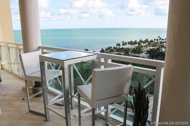 Foto del edificio - 430 Grand Bay Dr