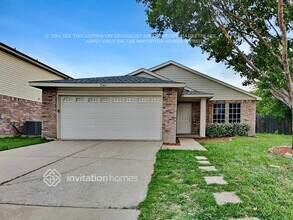Building Photo - 2361 Live Oak Dr