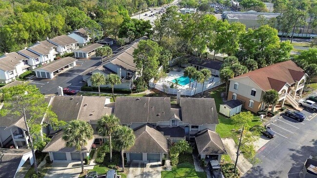 Foto del edificio - 131 Crown Point Cir