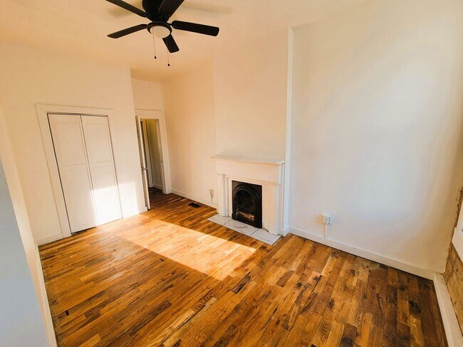 Foto del edificio - Be the First! Beautifully renovated townho...