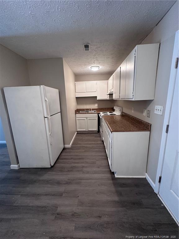 Foto del edificio - 5807 Aftonshire Dr