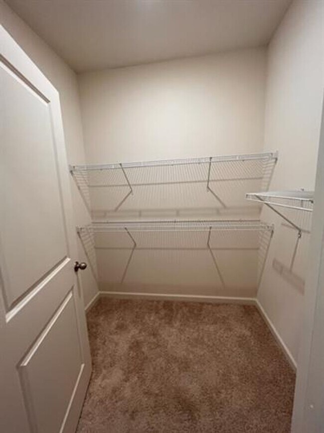 Building Photo - Beautiful 3-Bedroom Home in Oakland - Mode...
