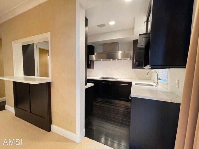 Foto del edificio - 2 br, 2 bath House - 1150 Lombard Street #18