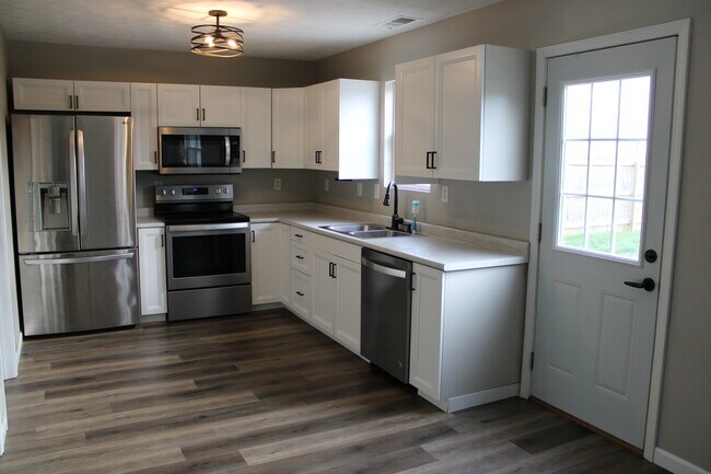 Building Photo - 3612 Oaklyn Ct