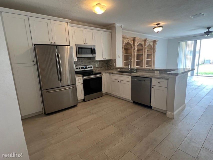 Primary Photo - 3 br, 2.5 bath House - 9736 Porta Leona Ln