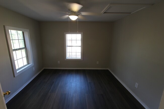 Foto del edificio - 210 Berry St