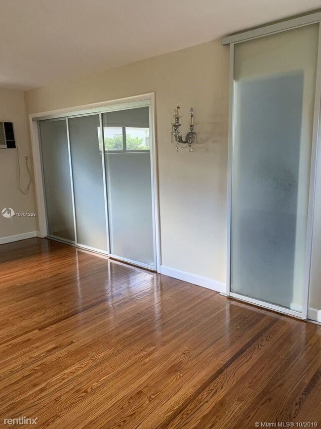Foto del edificio - 1 br, 1 bath House - 1840 Coral Gate Dr