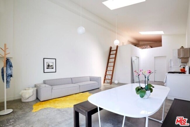 Foto del edificio - 2226 1/4 Echo Park Ave