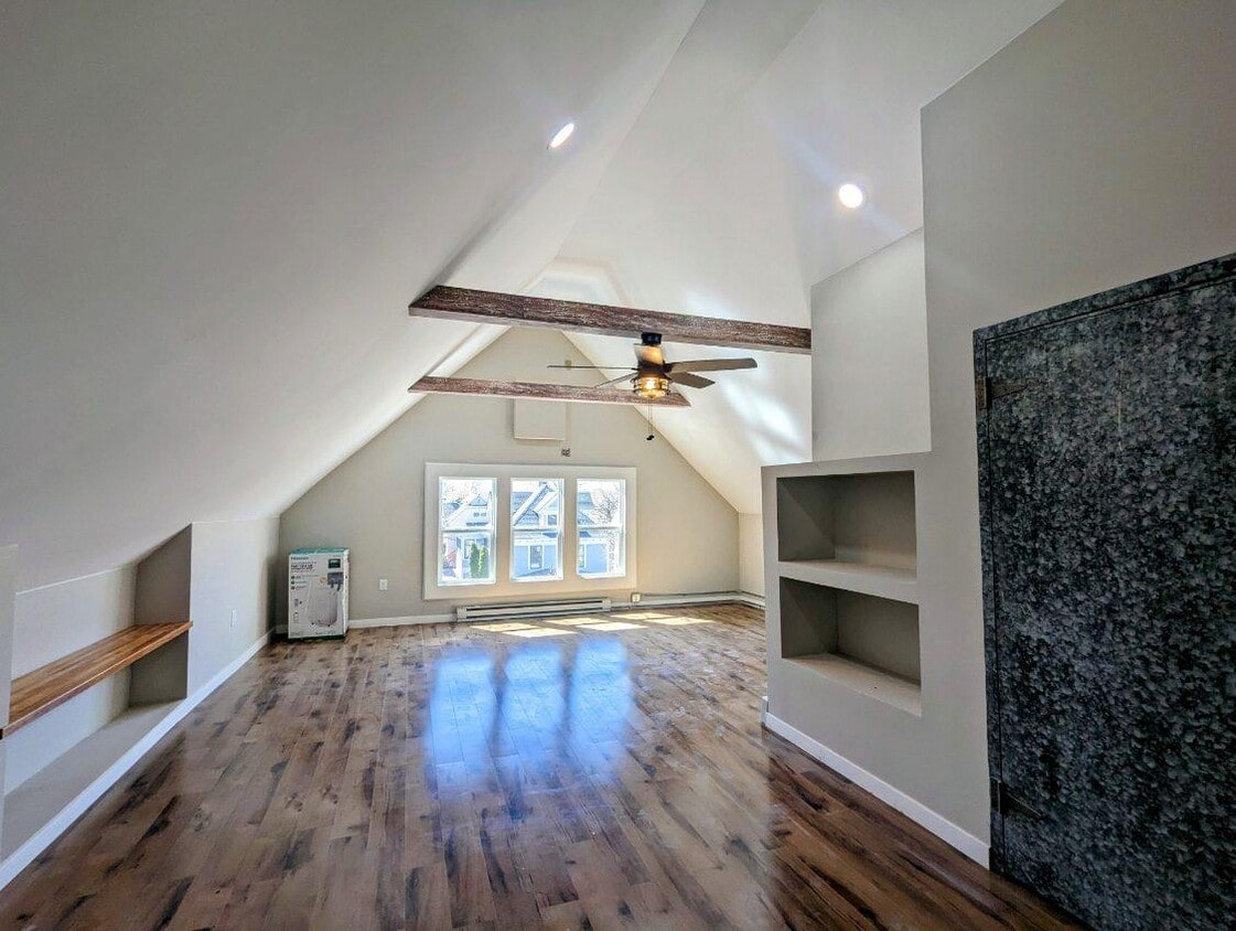 Foto principal - 2509 Garfield Ave