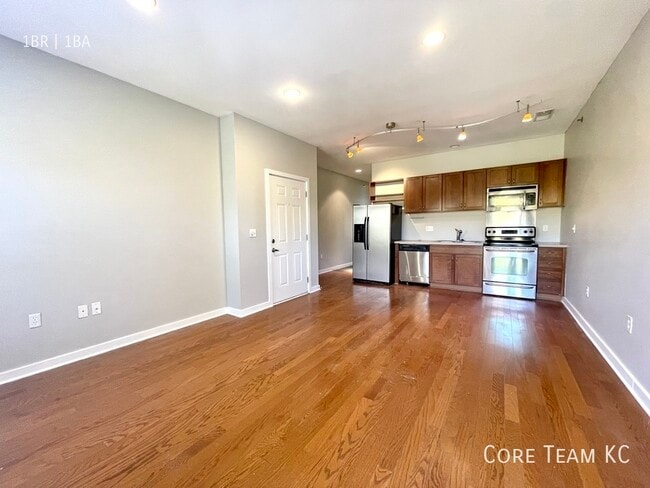 Building Photo - 2911 Cherry St