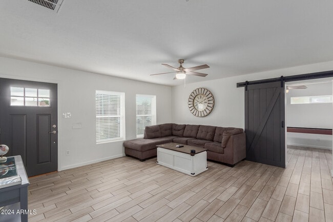 Building Photo - 8536 E Mariposa Dr