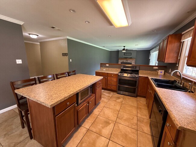 Foto del edificio - 204 N 57th St