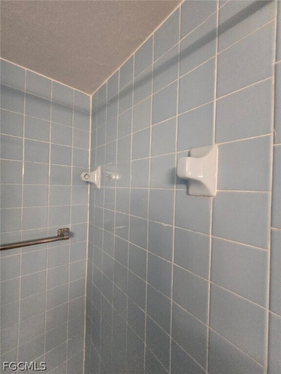 Foto del edificio - 1830 Maravilla Ave