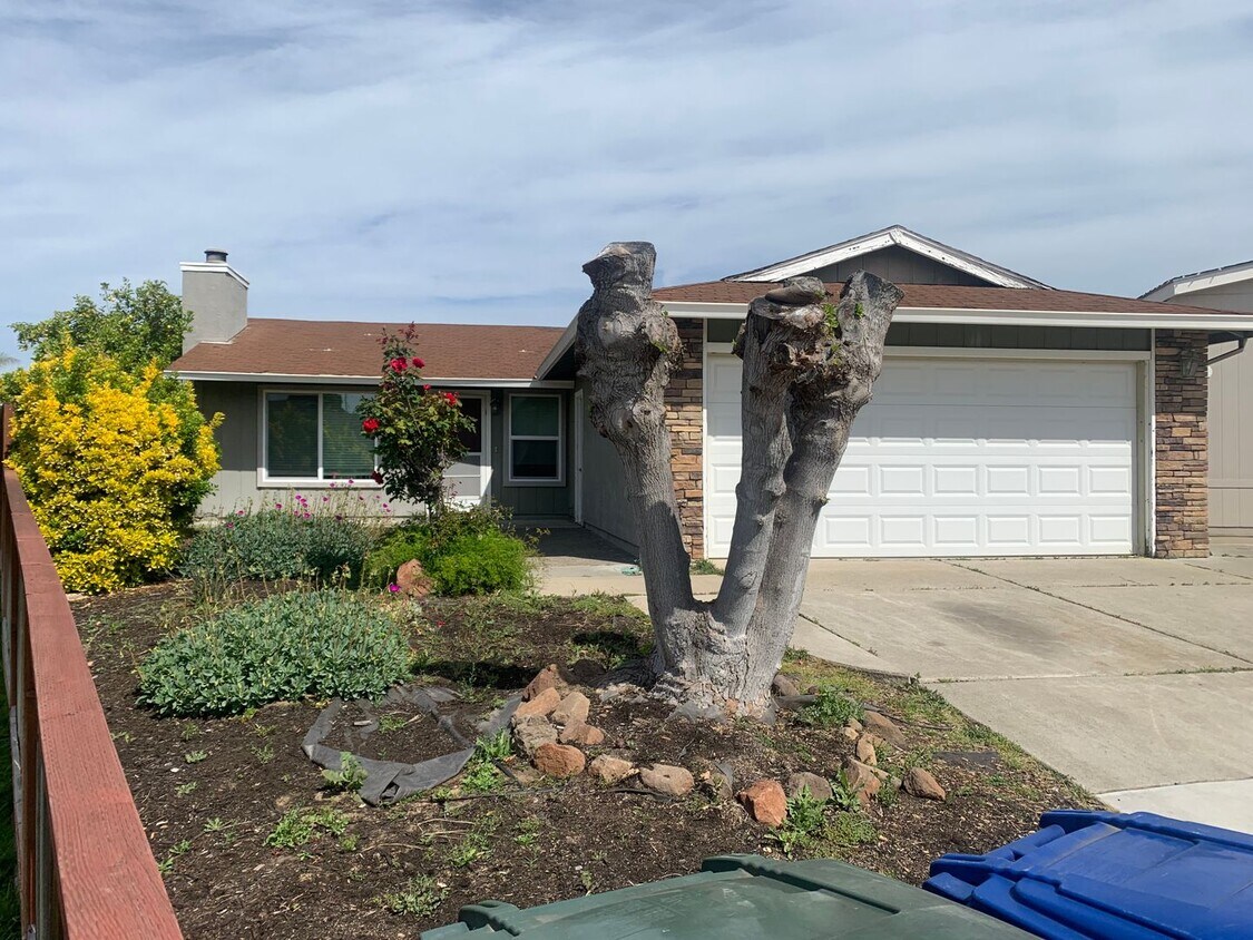 Foto principal - Terrific Oakley Location!