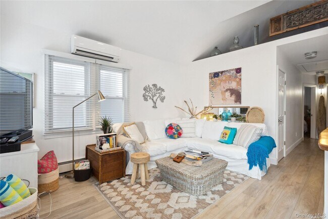 Foto del edificio - 26 Illinois Ave