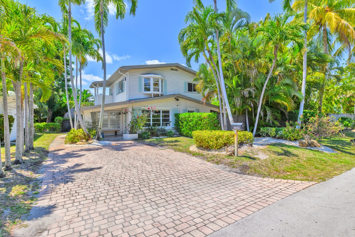 Front of home - 3509 NE 20th Ave