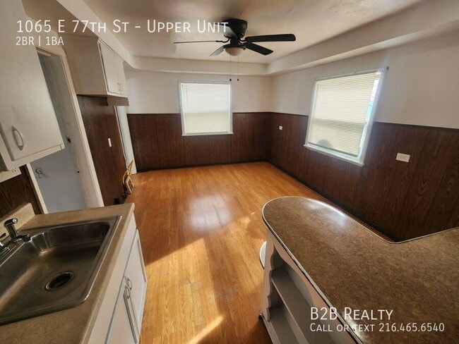 Foto del edificio - 1065 E 77th St