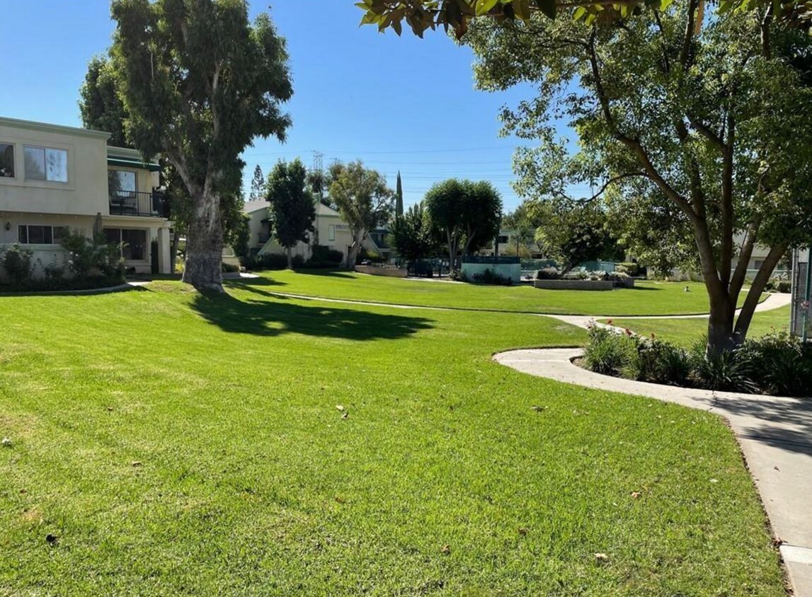 18526 Mayall St, Northridge, CA 91324 Townhome Rentals in Northridge