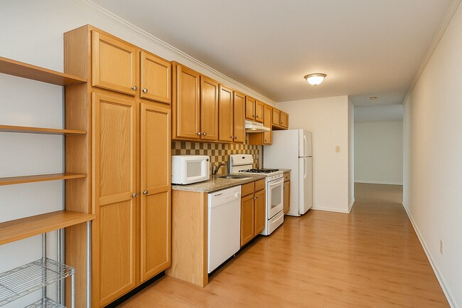 Foto del edificio - 1585 Pinewind Dr
