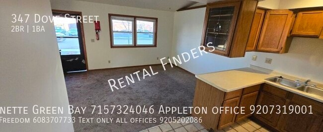 Building Photo - 347 Dove St