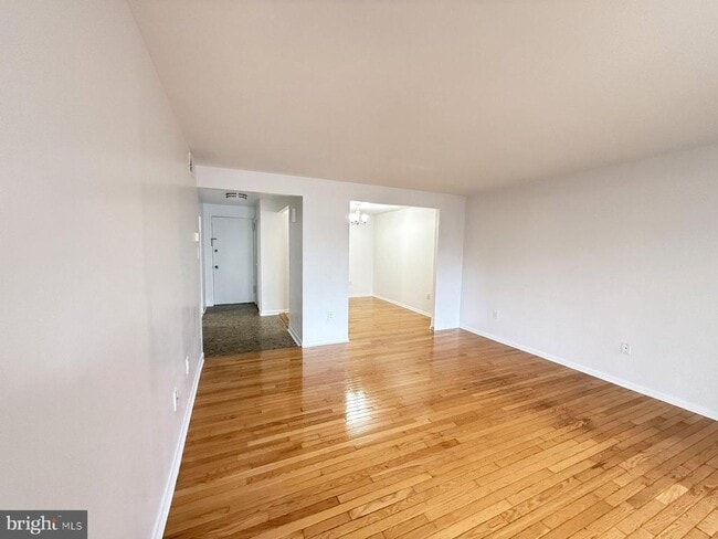 Foto del edificio - 606 Cooper Landing Rd