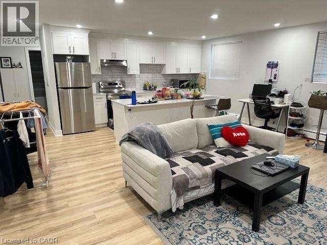 Photo du bâtiment - 85 Confederation Dr