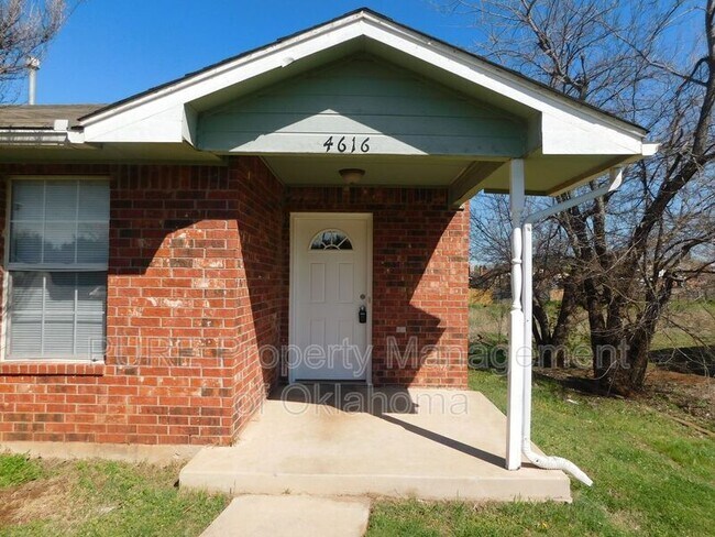 Foto del edificio - 4616 Tinker Rd