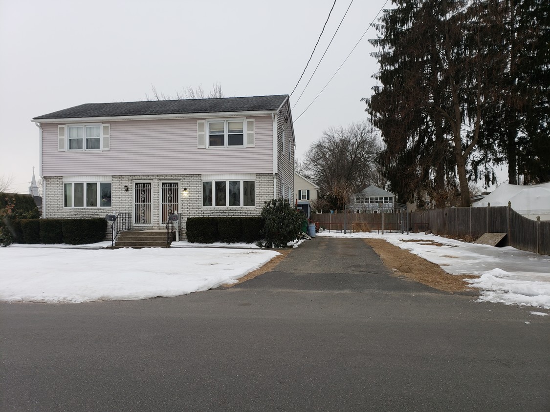 Primary Photo - 53 Elizabeth St